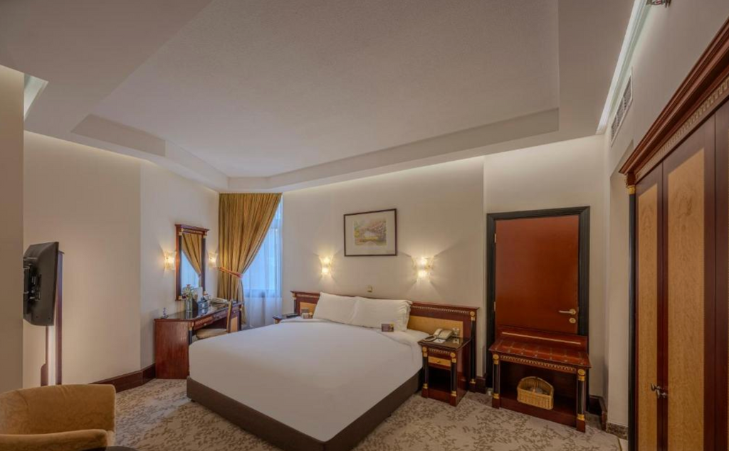 ELYSIANGO Al Shohada™ | Makkah Premium Stay