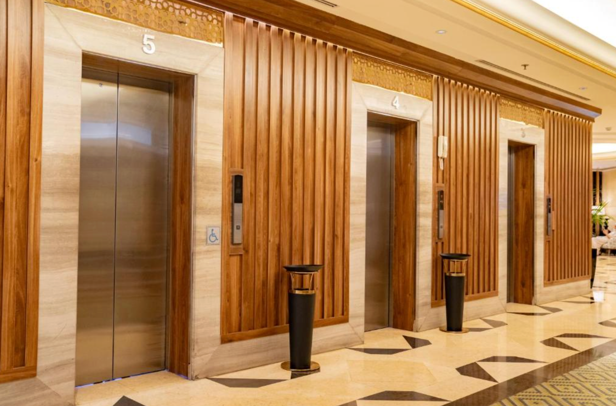 ELYSIANGO Emaar Grand™ | Makkah Premium Stay
